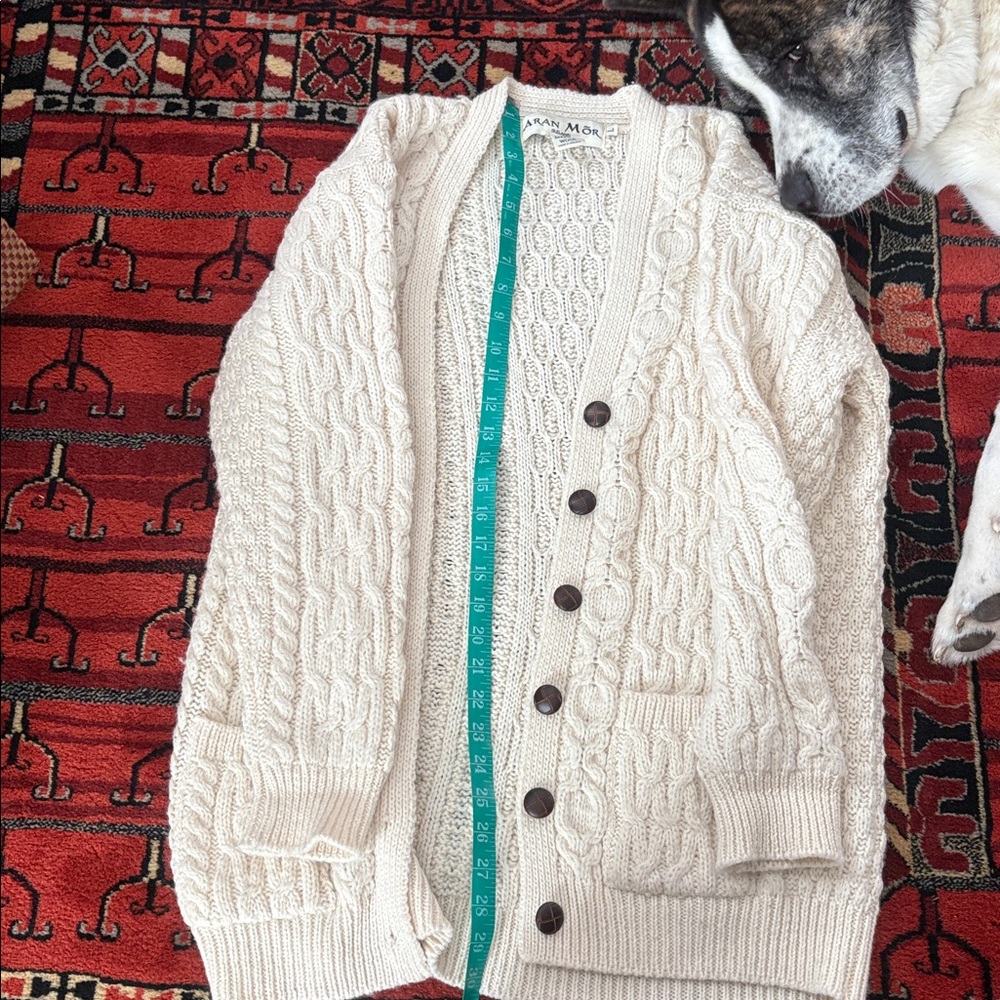 Aran Mór Women's Cream Merino Wool Cardigan - Picture 5 of 7